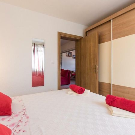 Apartment Doris, Nenadici Nenadici  Екстериор снимка